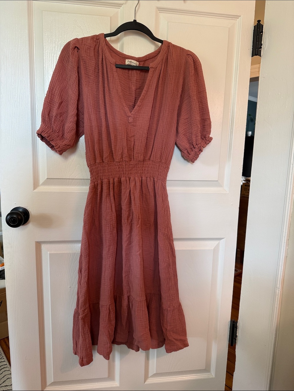 Just Living Mauve Puff-Sleeve Midi Dress
